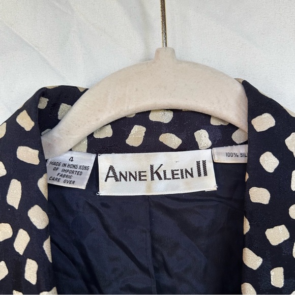 Vintage Silk Anne Klein II Blue and White Blazer Size 4 - Picture 3 of 6